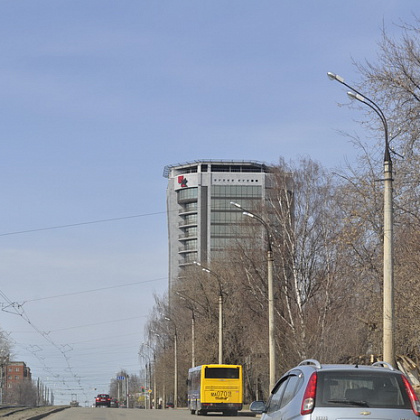 Входная группа БЦ Удмуртия, бизнес - центр. 